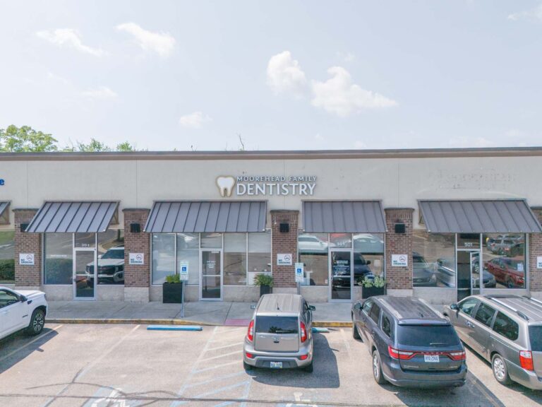 Moorhead Dentistry, Lebanon location, waiting area building exterior